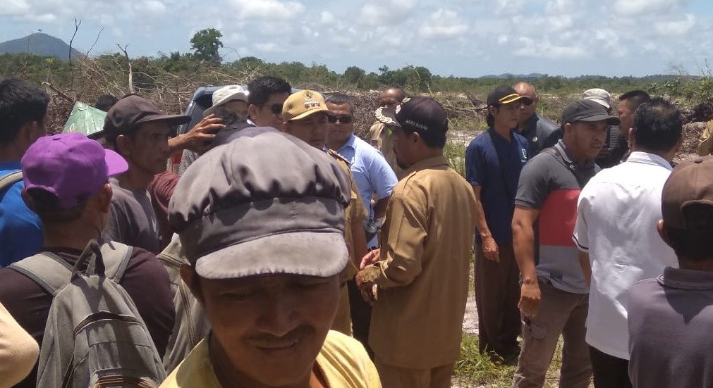 Petani Diujung Tanduk, DPRD Lakukan Kunjungan Kerja Ke Desa Badau